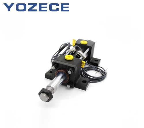 MPHM.C.LA Tie-rod Cylinder with Radial Foot Mount, Double Shaft and Inductive Function