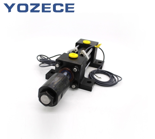 MPHM.D.LA Tie-rod Cylinder with Radial Foot Mount, Adjustable Stroke and Inductive Function