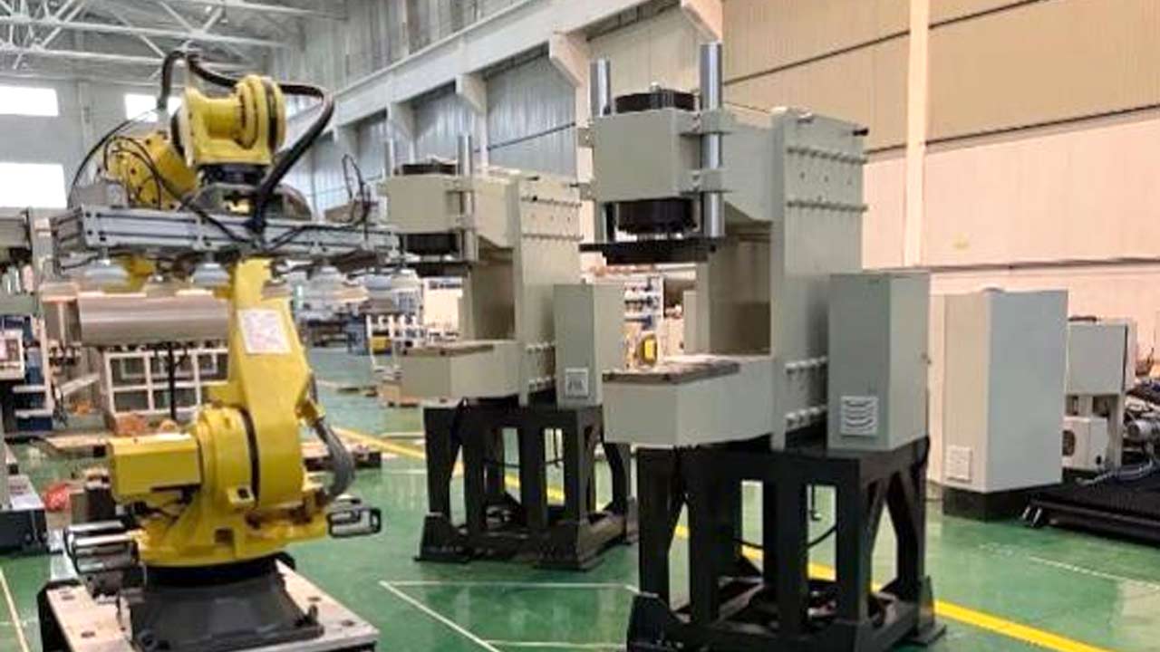 Hydraulic Press for Heavy-Duty Vehicle Fuel Tank Sheet Metal Production Line